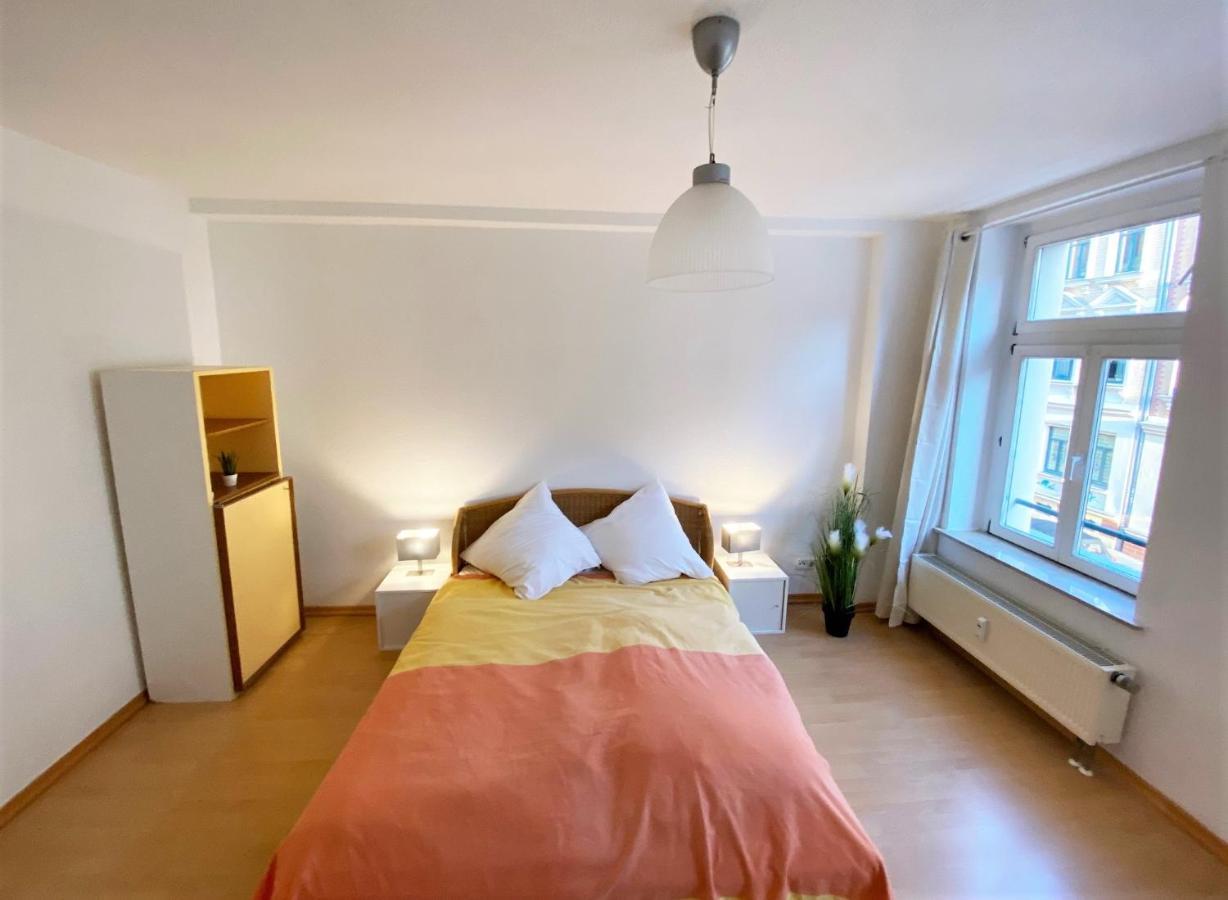 Schoene, Ruhige Zweiraumwohnung Im Angesagten Altlindenau Lipsia Esterno foto