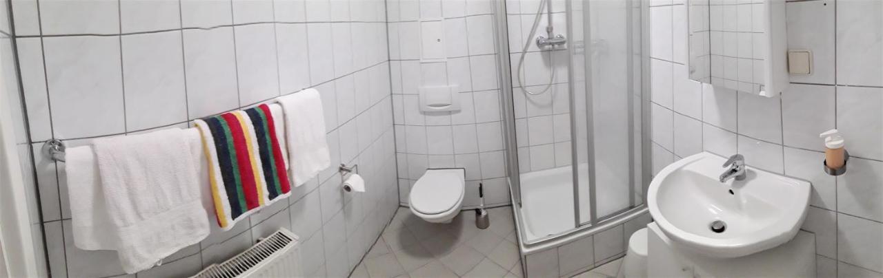 Schoene, Ruhige Zweiraumwohnung Im Angesagten Altlindenau Lipsia Esterno foto
